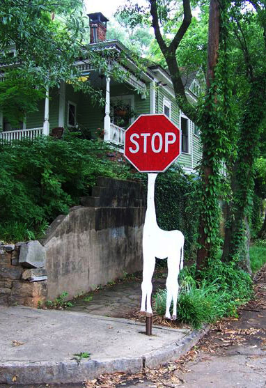 giraffe-stop-sign-2.jpg