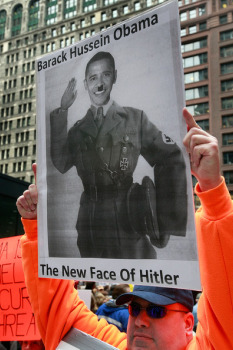 obama_hitler_sign.jpg