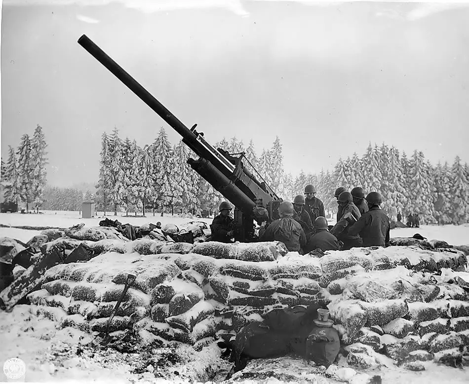 black-widow-bastogne-battle-of-the-bulge-12-2016.jpg